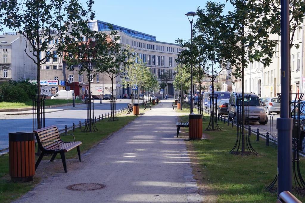 Przestronne Mieszkanie W Centrum Gdanska Экстерьер фото